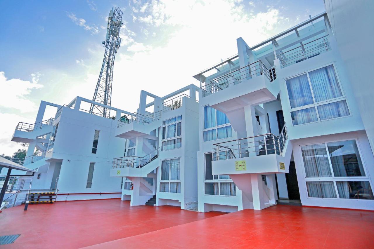 Grand Signature Hotel & Spa イェールカードゥ エクステリア 写真
